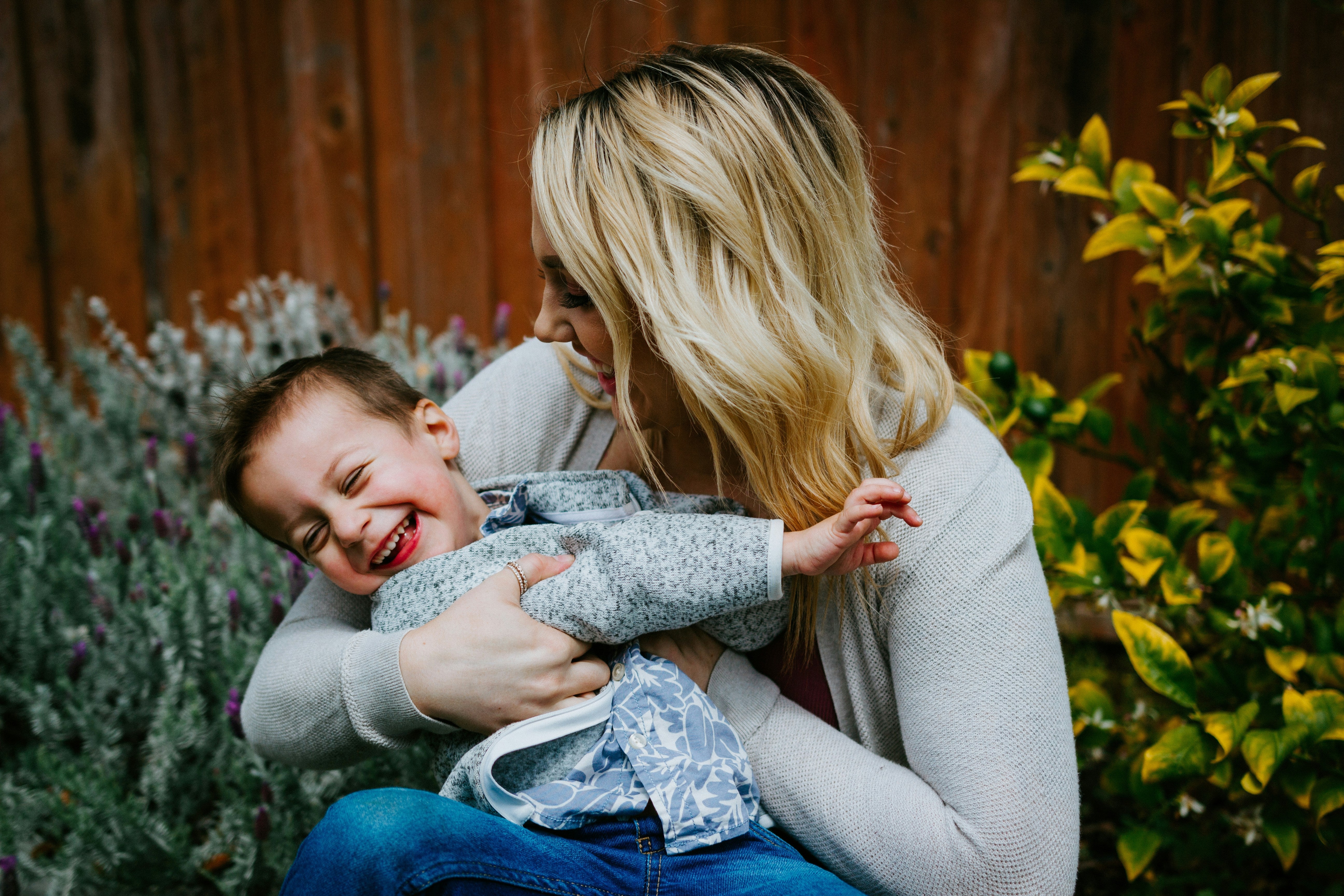 20 Funny Mother’s Day Jokes to Make Mum Laugh | Clean & Family Friendly