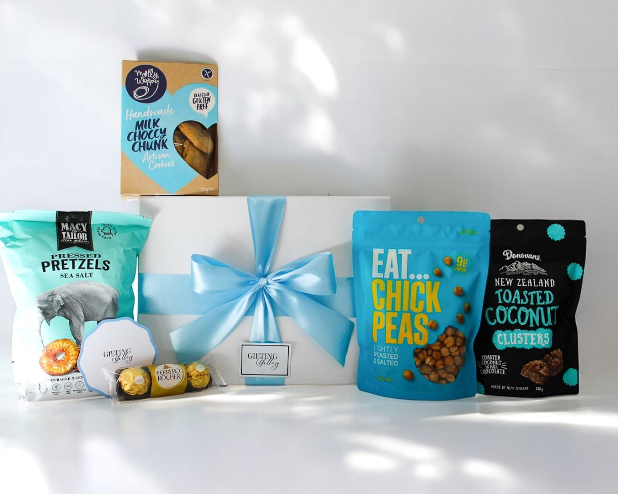 ultimate nibbles gift box